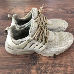 Men’s Nike Prestos